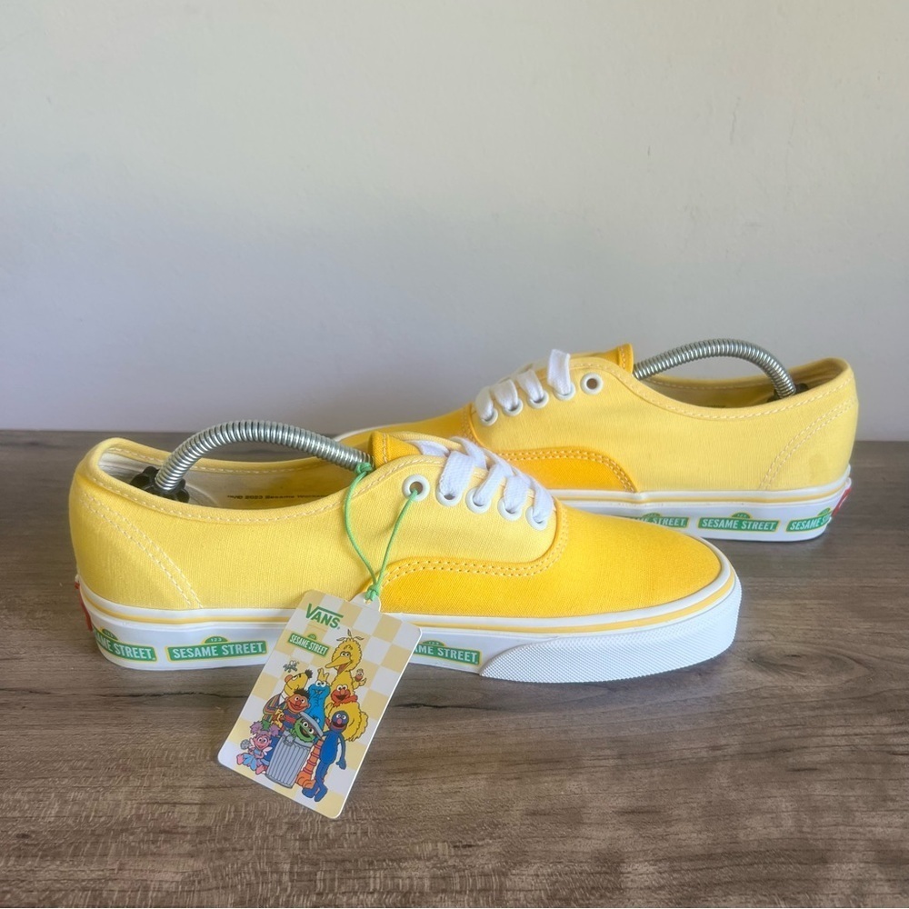 Vans NEW Sesame Street X Authentic Sesame Street Family Unisex Shoe Size 8 / 6.5 - Picture 6 of 11
